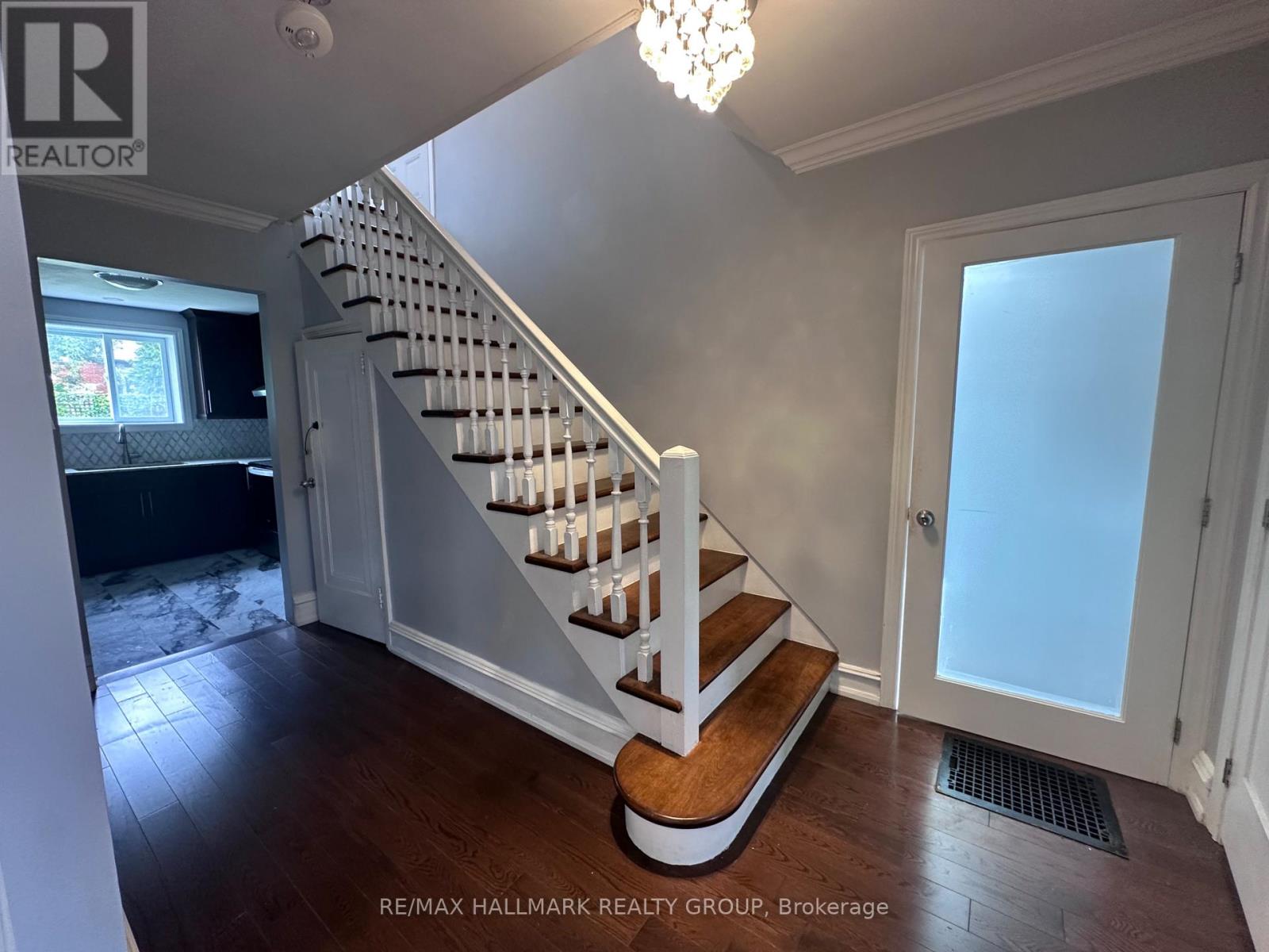 205 Blackburn Avenue, Ottawa, Ontario  K1N 8A9 - Photo 3 - X13164852