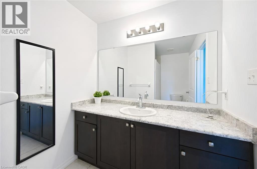 135 Hardcastle Drive Unit# 35, Cambridge, Ontario  N1S 0B6 - Photo 24 - 40854268