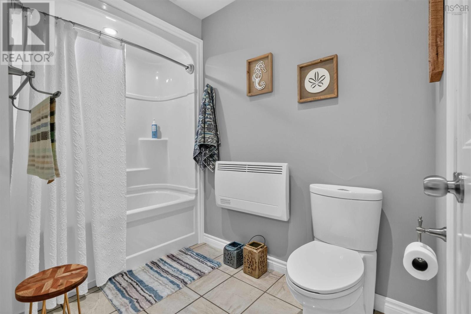 32 Pinecrest Boulevard, Bridgewater, Nova Scotia  B4V 3R4 - Photo 21 - 202618755