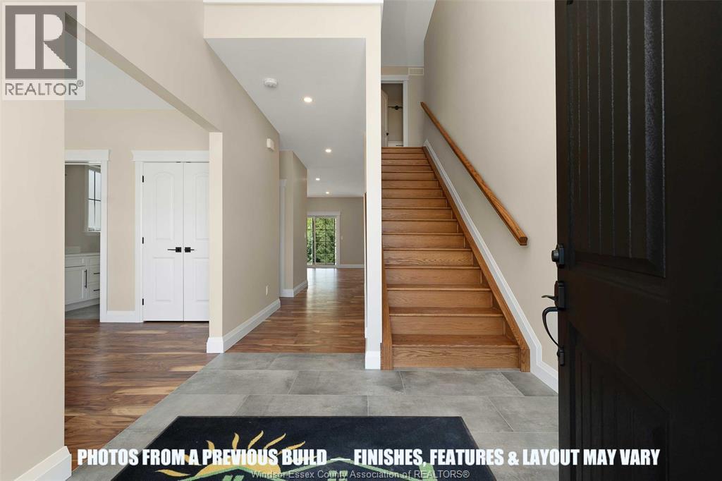 120 Bloomington Way, Chatham, Ontario  N7L 0H1 - Photo 4 - 26018940