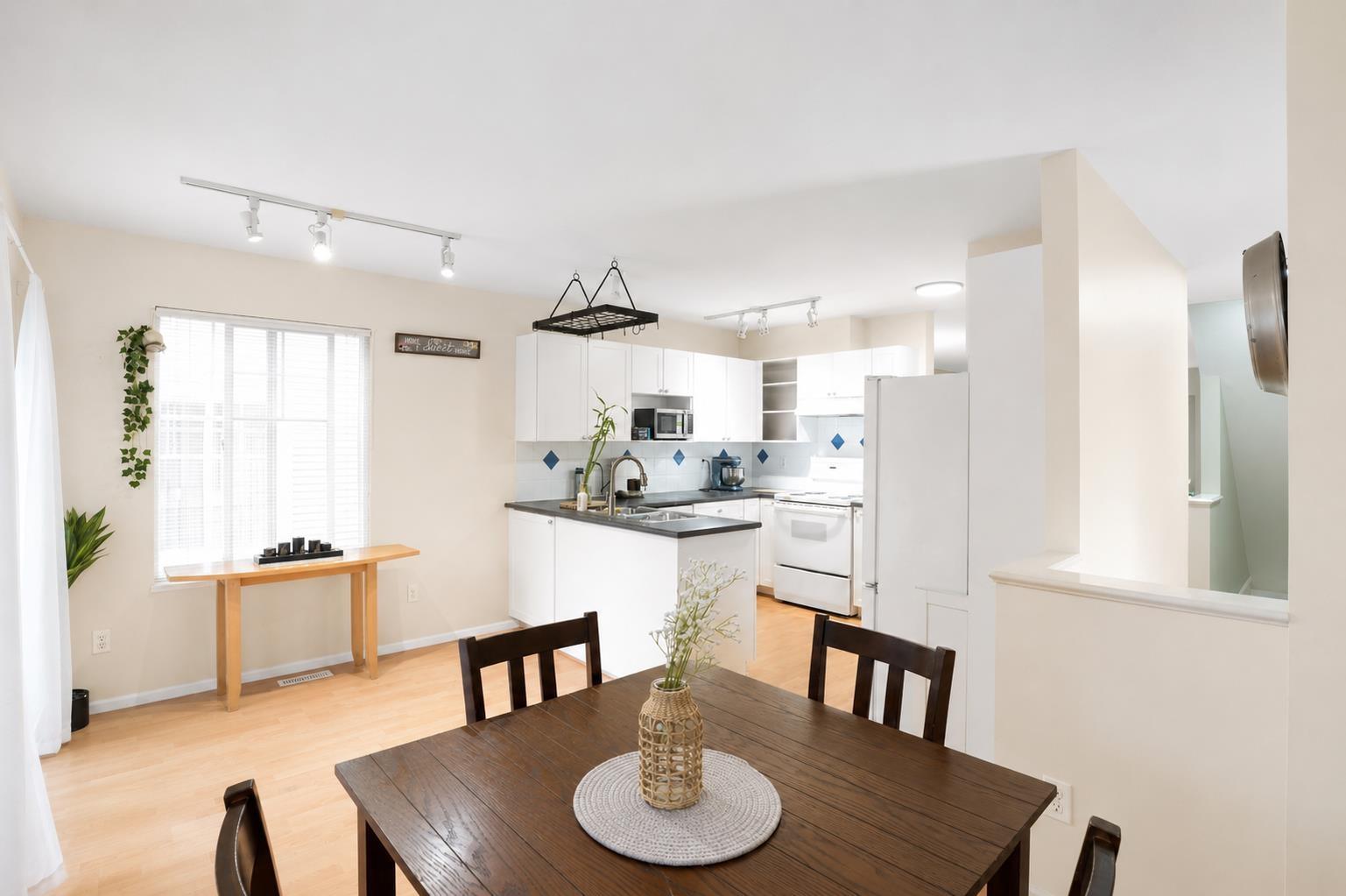 16 12110 75a Avenue, Surrey, British Columbia  V3W 1M1 - Photo 6 - R3152401
