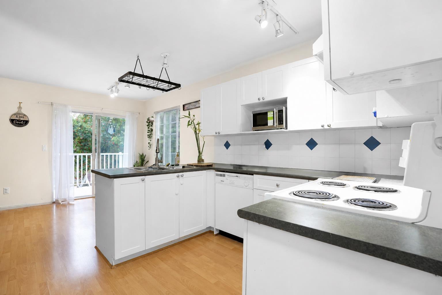 16 12110 75a Avenue, Surrey, British Columbia  V3W 1M1 - Photo 8 - R3152401