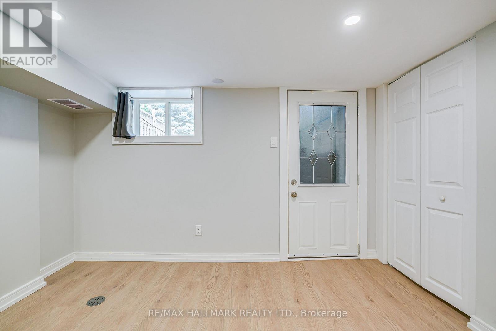Lower - 115 Rainsford Road, Toronto, Ontario  M4L 3N8 - Photo 2 - E13651464