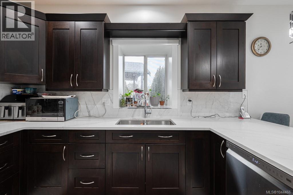 497 Poets Trail Dr, Nanaimo, British Columbia  V9R 7C5 - Photo 19 - 1044466