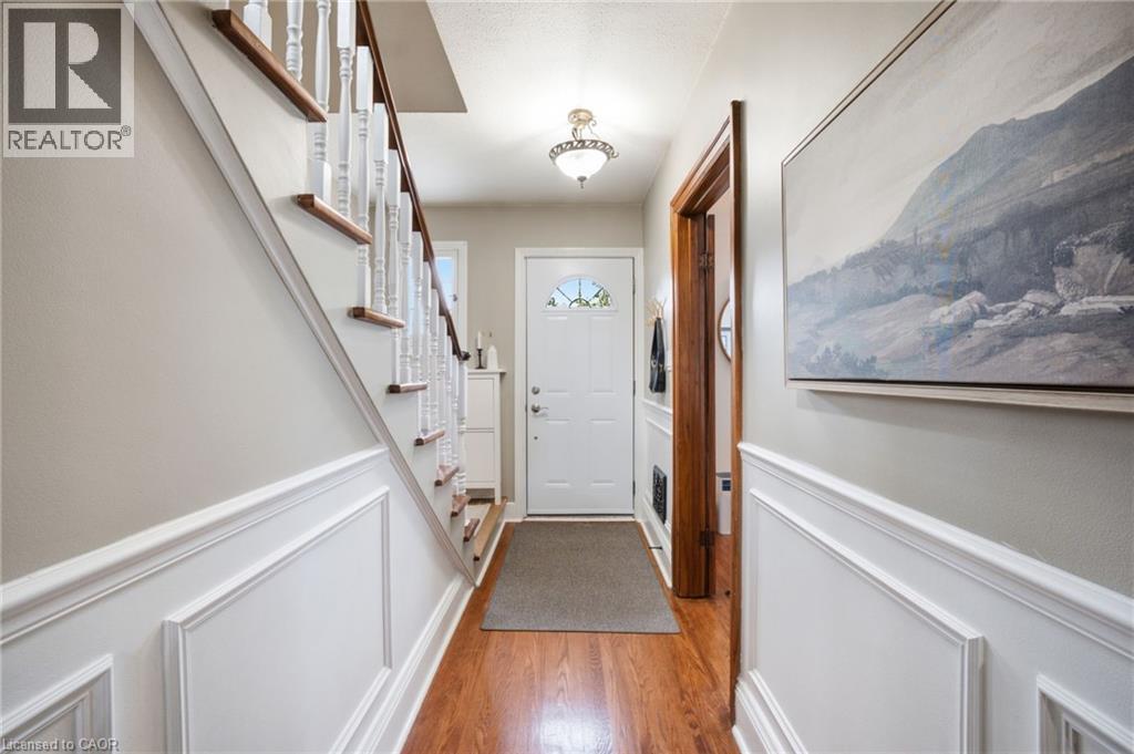 19 East 34th Street, Hamilton, Ontario  L8V 3W2 - Photo 5 - 40847418