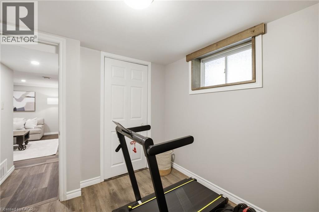 19 East 34th Street, Hamilton, Ontario  L8V 3W2 - Photo 38 - 40847418