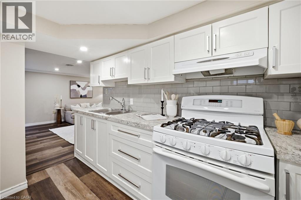 19 East 34th Street, Hamilton, Ontario  L8V 3W2 - Photo 40 - 40847418