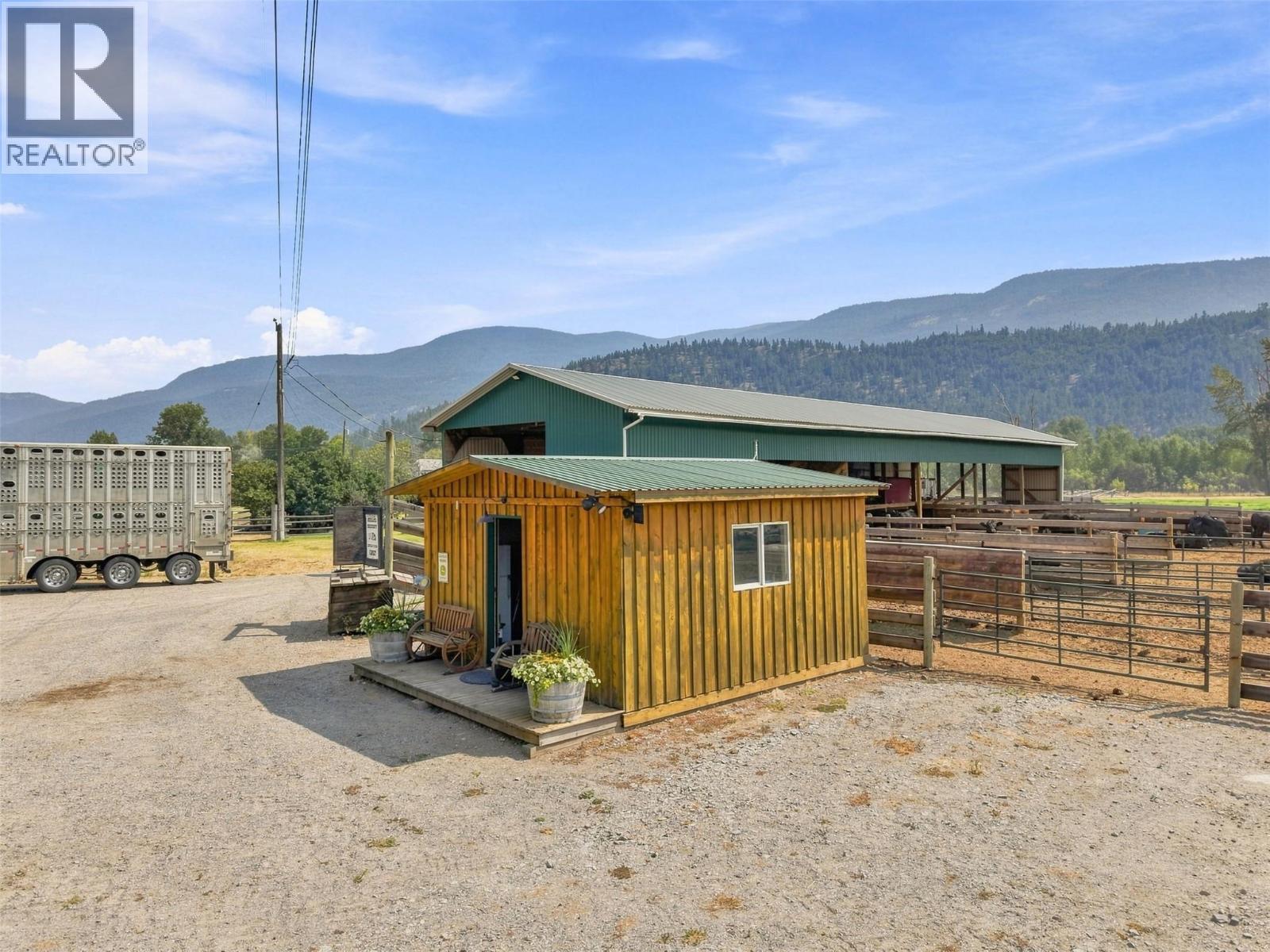 2225 Hazelhurst Road, Merritt, British Columbia  V1K 1N7 - Photo 60 - 10397115