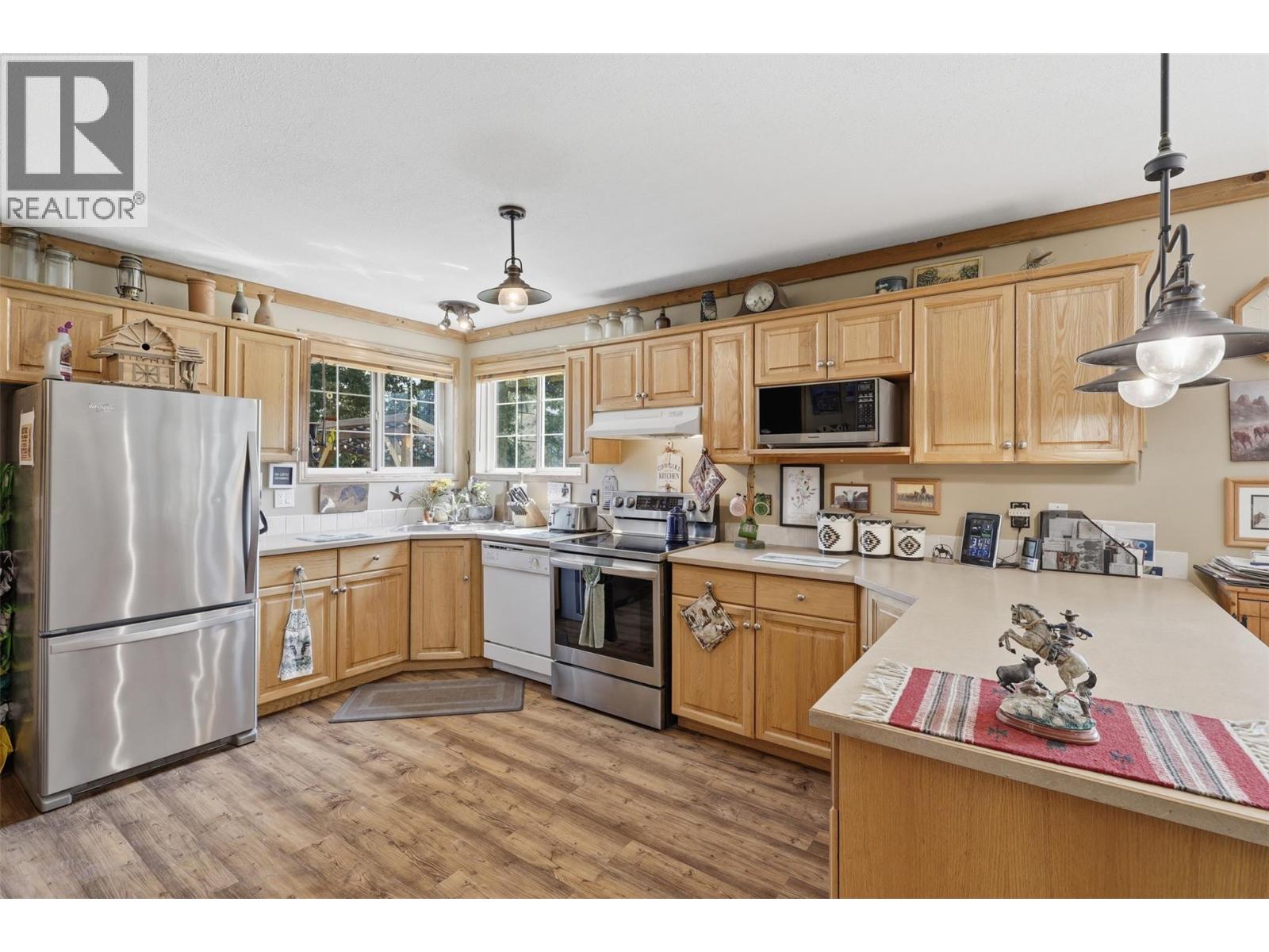 2225 Hazelhurst Road, Merritt, British Columbia  V1K 1N7 - Photo 11 - 10397115
