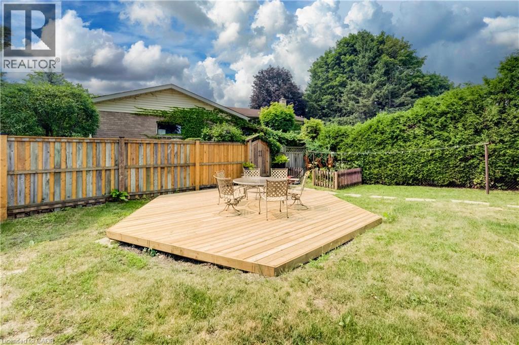 85 Foxhunt Road, Waterloo, Ontario  N2K 2R8 - Photo 35 - 40847669