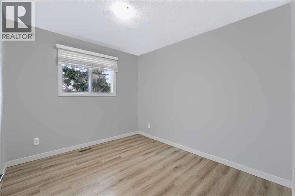 10827 Brae Road SW, Calgary, Alberta  T2W 1E2 - Photo 15 - A2335111