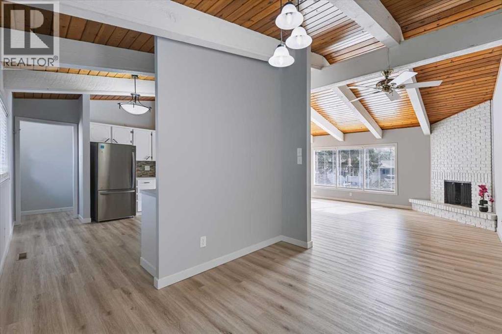10827 Brae Road SW, Calgary, Alberta  T2W 1E2 - Photo 9 - A2335111