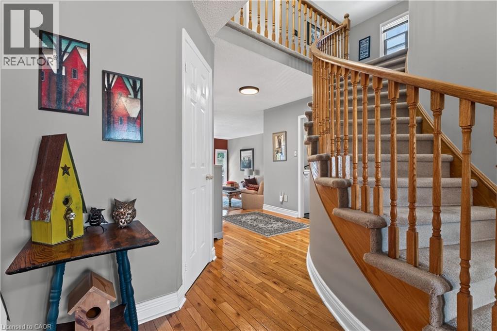 3194 Tania Crescent, Burlington, Ontario  L7M 3M7 - Photo 12 - 40853151