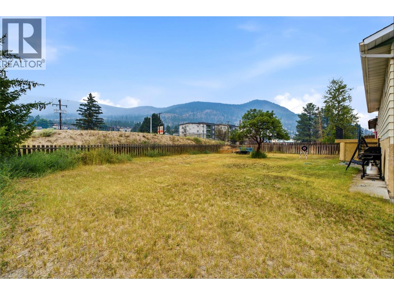 2475 Irvine Avenue, Merritt, British Columbia  V1K 1H4 - Photo 38 - 10397126