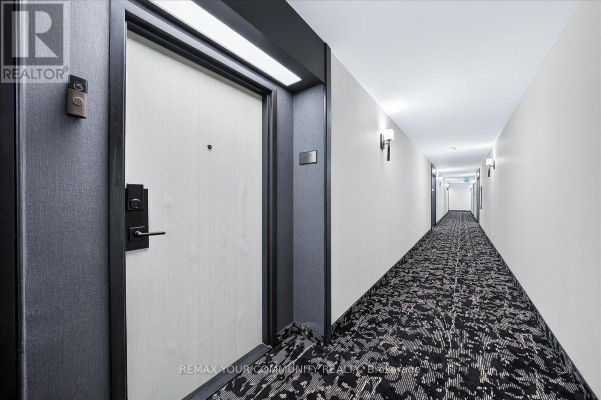 907 - 8501 BAYVIEW AVENUE, Richmond Hill, Ontario