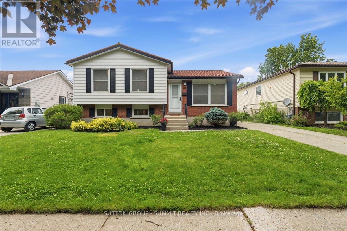 60 NETHERCOTT DRIVE, Stratford, Ontario
