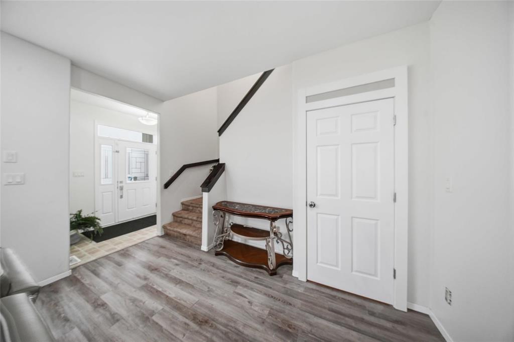 136 Prairie Crocus Drive, Winnipeg, Manitoba  R3W 0H8 - Photo 2 - 202619243