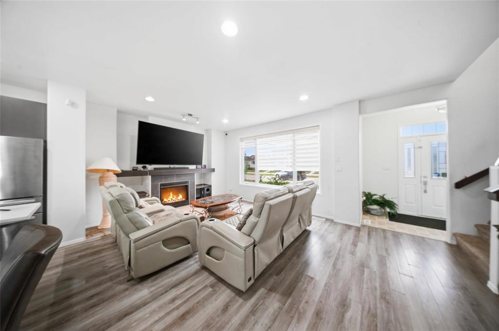 136 Prairie Crocus Drive, Winnipeg, Manitoba  R3W 0H8 - Photo 3 - 202619243