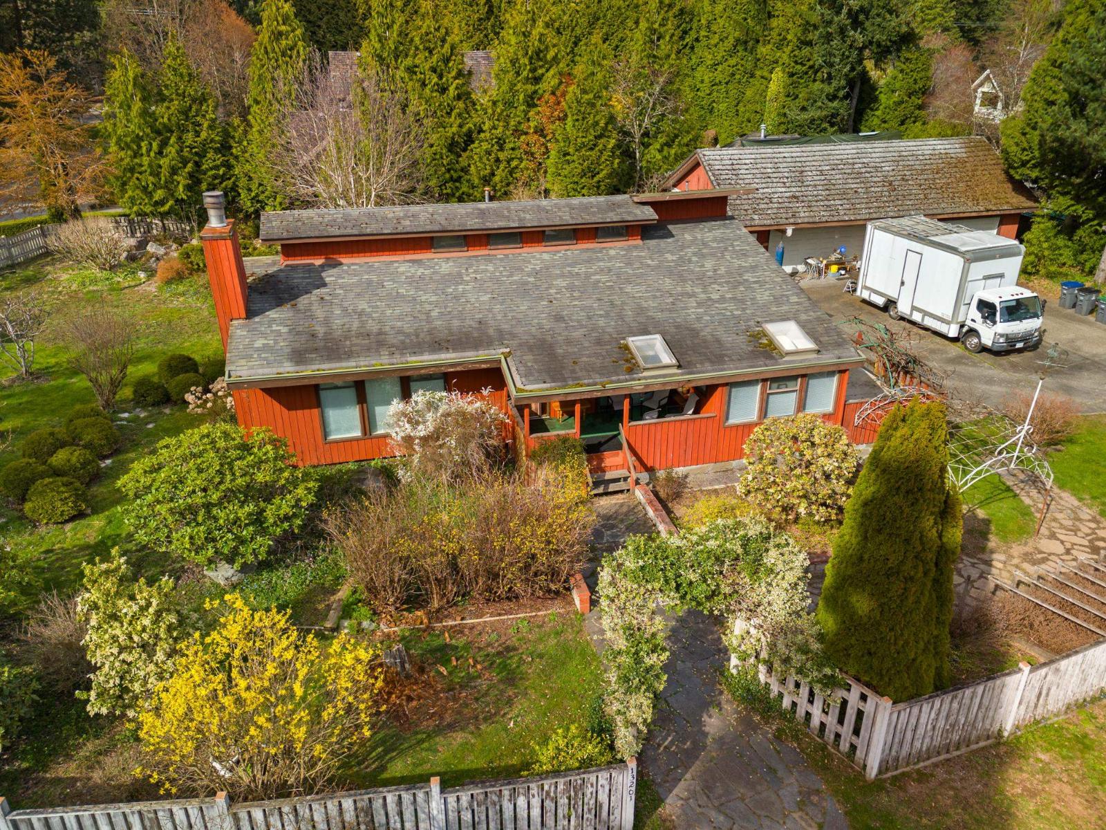 13201 23a Avenue, Surrey, British Columbia  V4A 9W5 - Photo 5 - R3153652