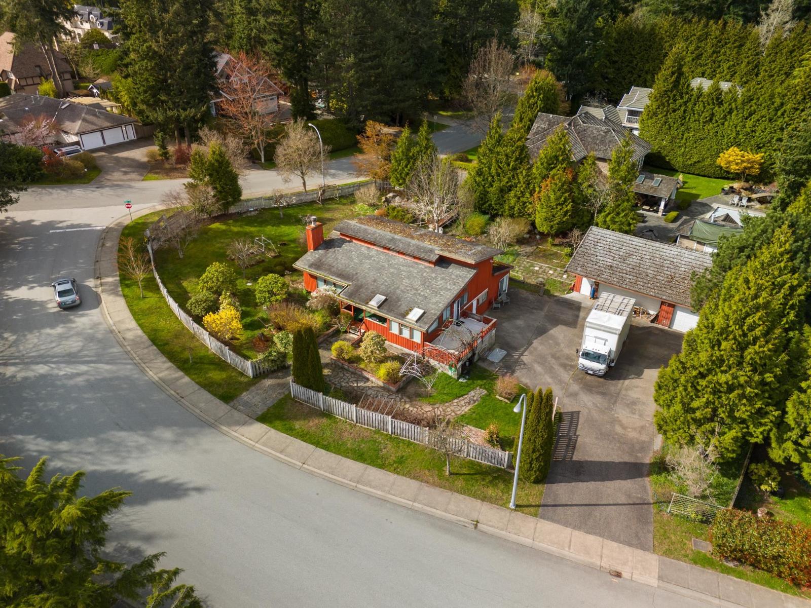 13201 23a Avenue, Surrey, British Columbia  V4A 9W5 - Photo 2 - R3153652