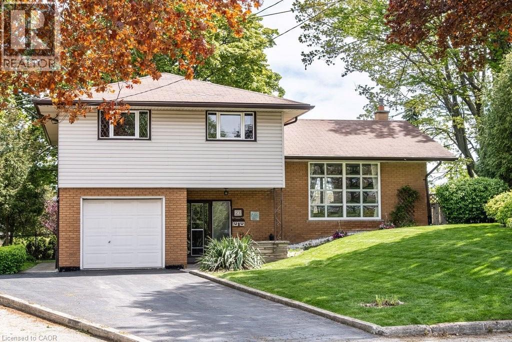23 KEEN Court, Hamilton, Ontario