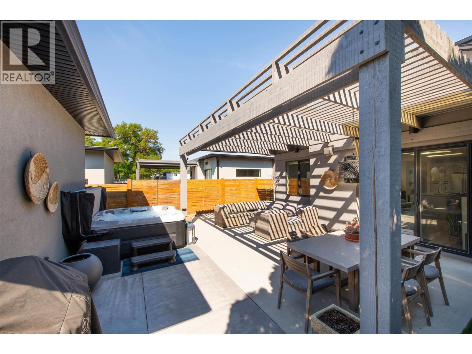 553 Patterson Avenue, Kelowna, British Columbia  V1Y 5C7 - Photo 16 - 10382351