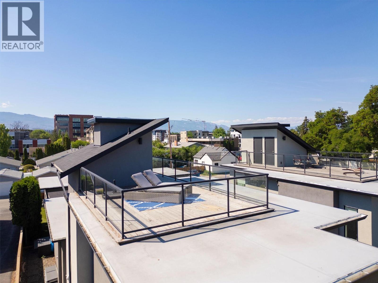 553 Patterson Avenue, Kelowna, British Columbia  V1Y 5C7 - Photo 40 - 10382351