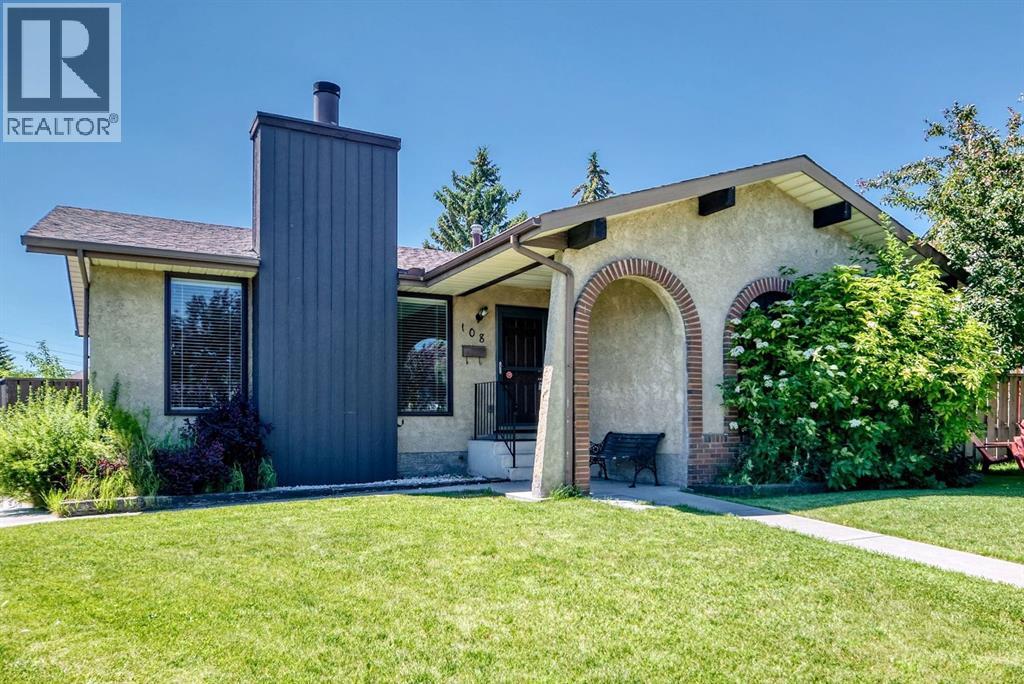 108 Falconridge Close NE, Calgary, Alberta  T3J 1A7 - Photo 2 - A2327799