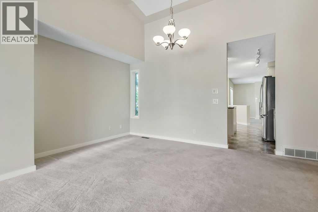 58 Sierra Morena Green SW, Calgary, Alberta  T3H 3E5 - Photo 7 - A2334582