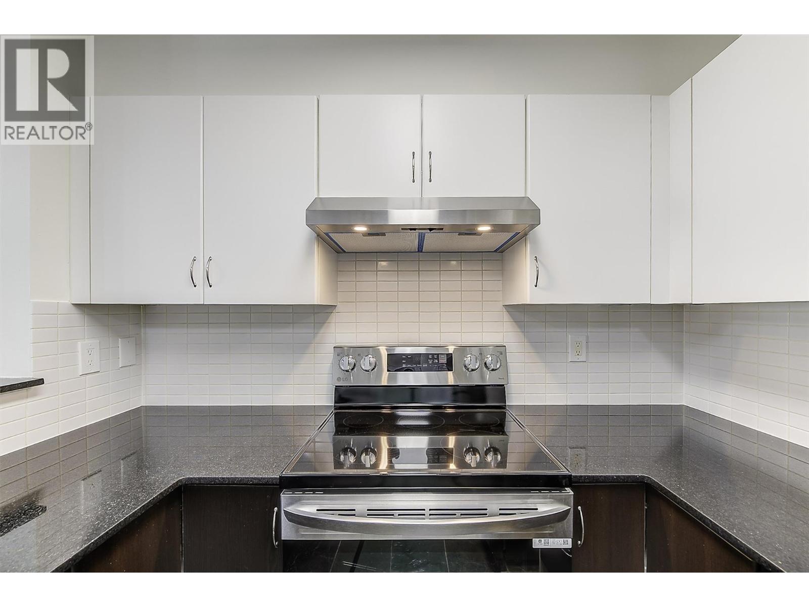 571 Yates Road Unit# 304, Kelowna, British Columbia  V1V 2V5 - Photo 4 - 10383621