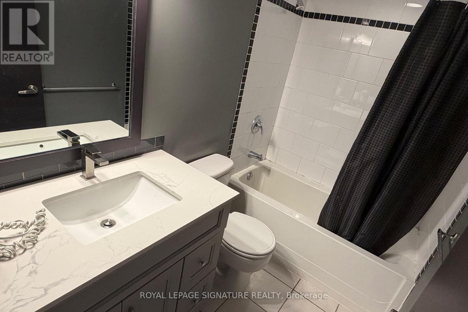 2210 - 33 Sheppard Avenue E, Toronto, Ontario  M2N 7K1 - Photo 11 - C13649458