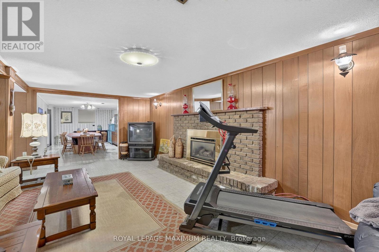 42 Pergola Road, Toronto, Ontario M9W 5K6 - Photo 24 - W13649016