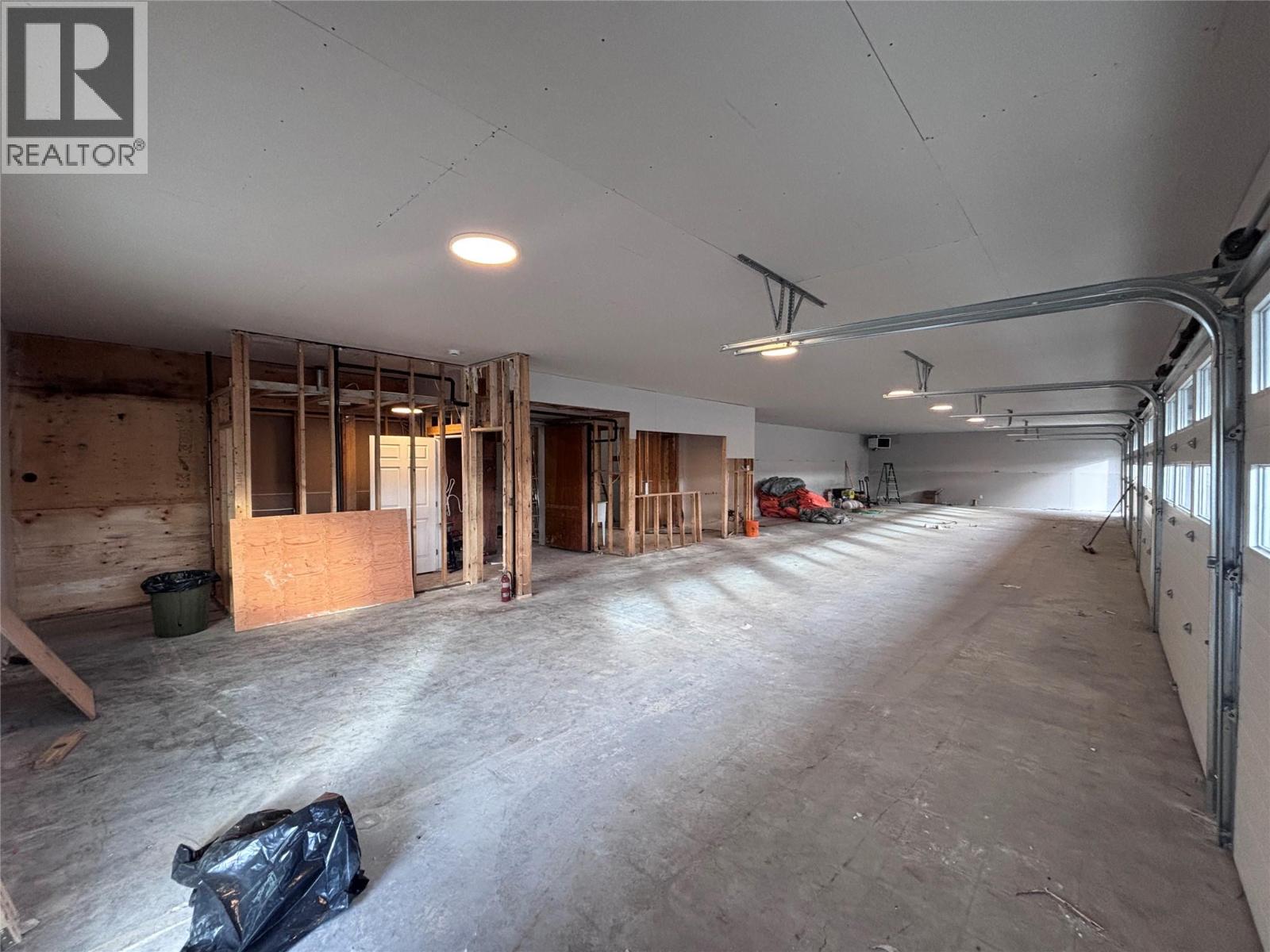 9918 97 Highway, Lake Country, British Columbia  V4V 1V7 - Photo 4 - 10396805