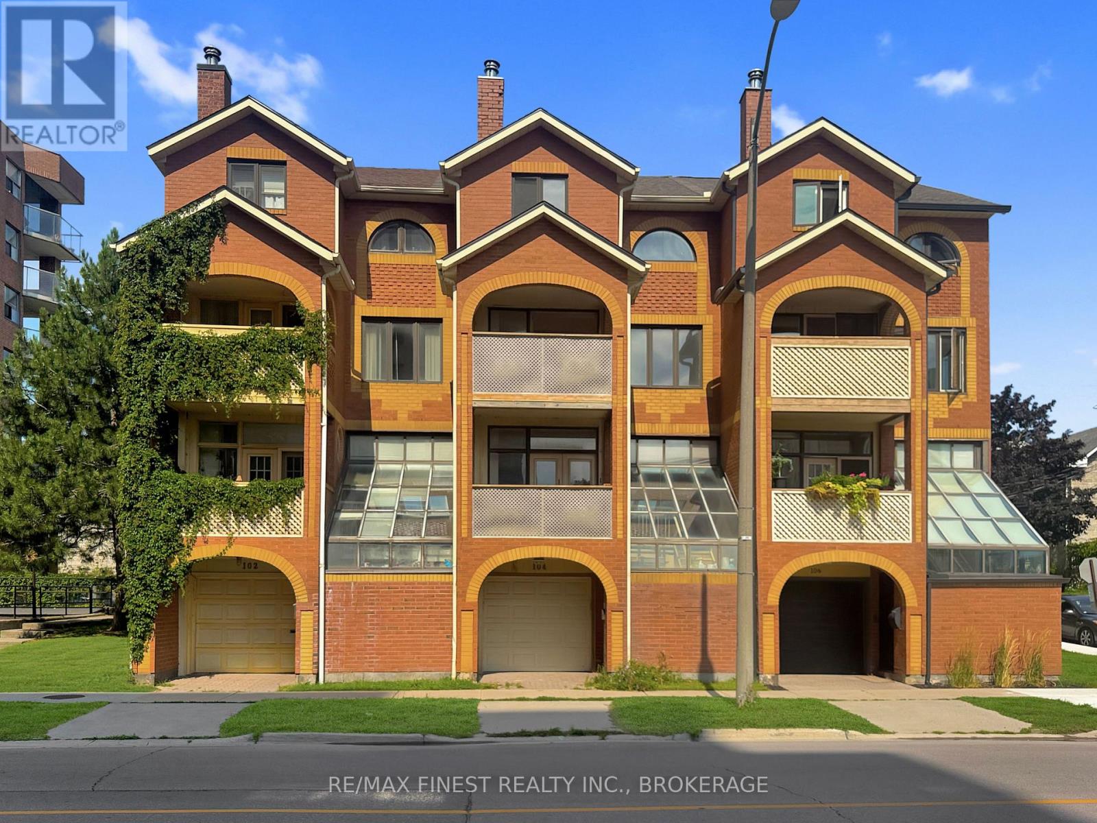 104 Ontario Street, Kingston, Ontario
