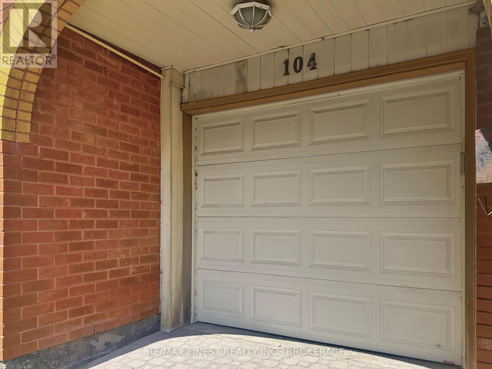 104 Ontario Street, Kingston, Ontario K7L 2Y3 - Photo 3 - X13651612
