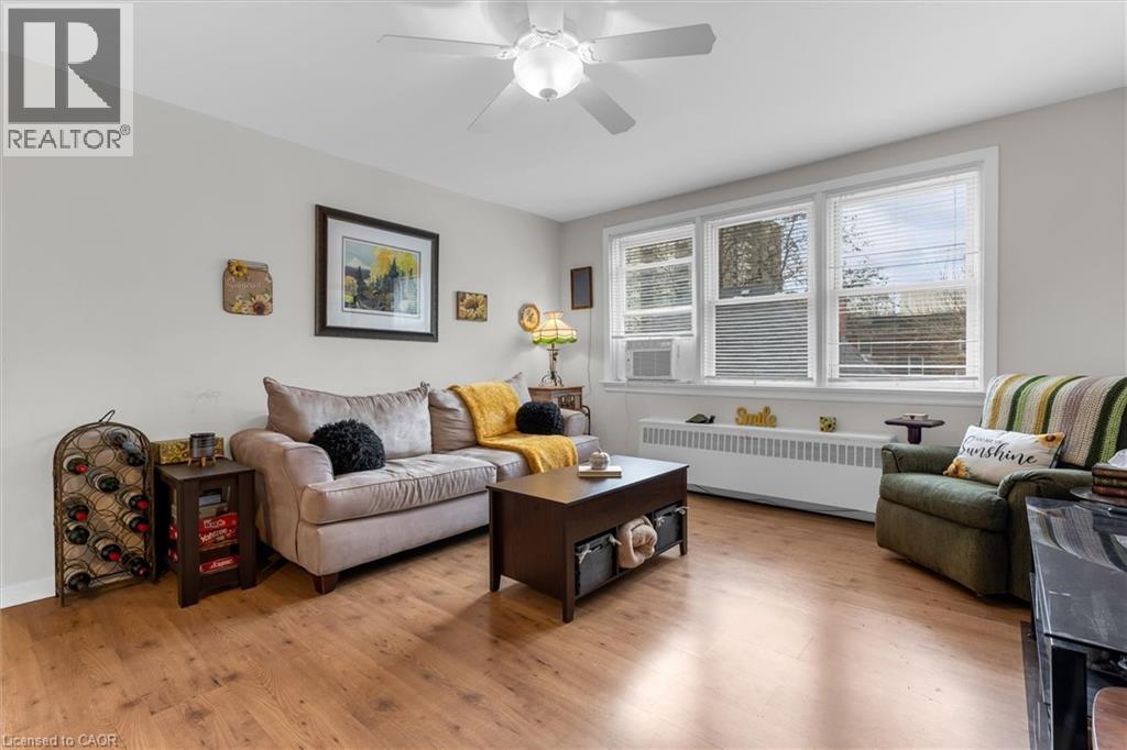 4 ROBINSON Street Unit# 14, Hamilton, Ontario