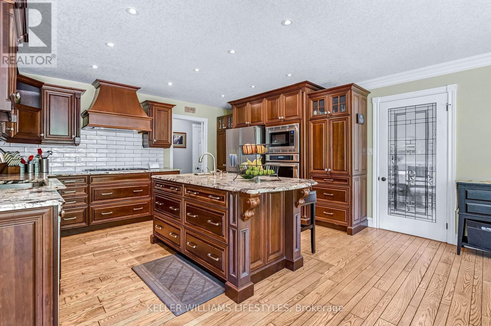 14 Lansdowne Park Crescent, Middlesex Centre, Ontario  N0L 1R0 - Photo 15 - X13651580