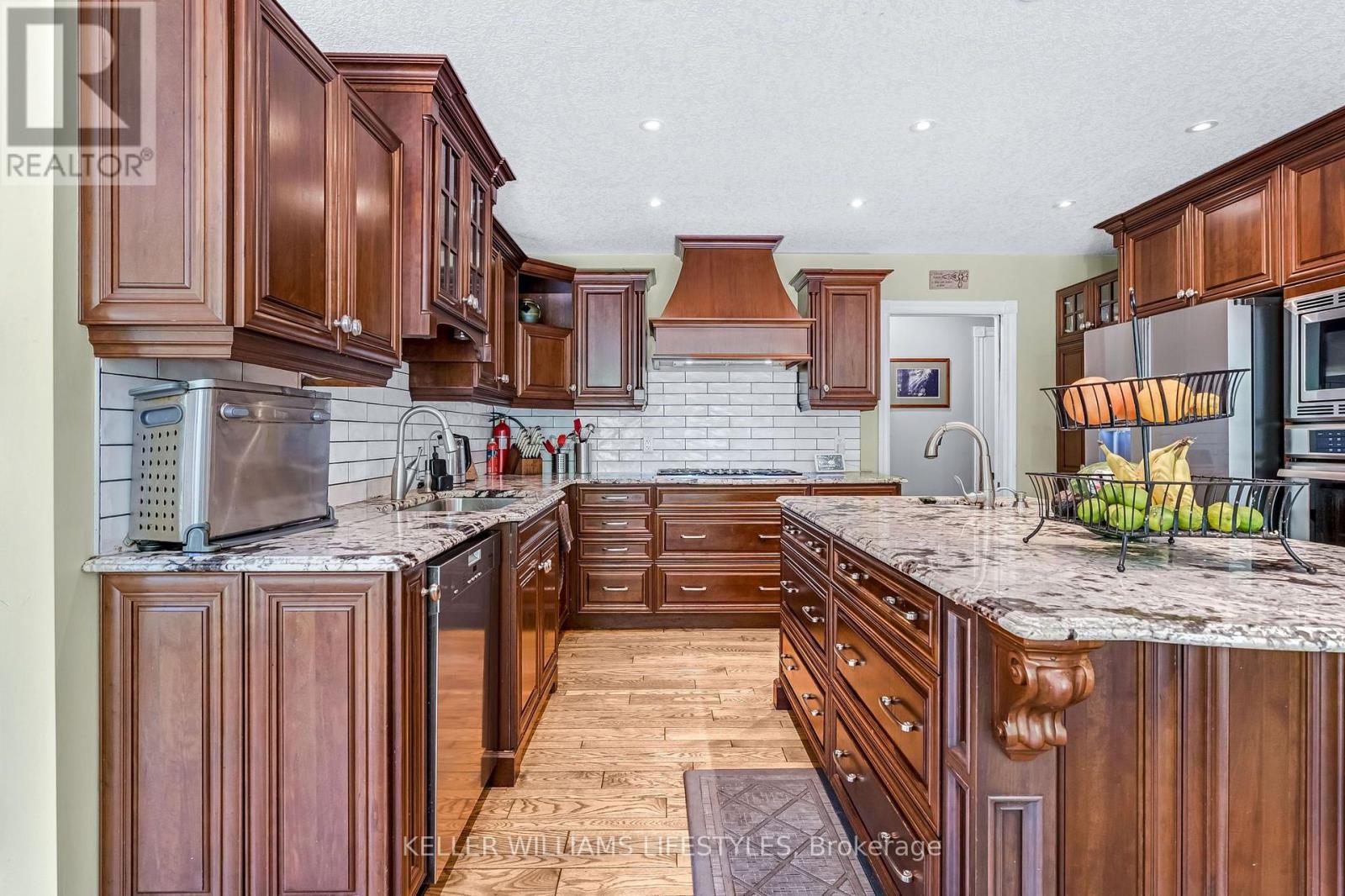 14 Lansdowne Park Crescent, Middlesex Centre, Ontario  N0L 1R0 - Photo 16 - X13651580