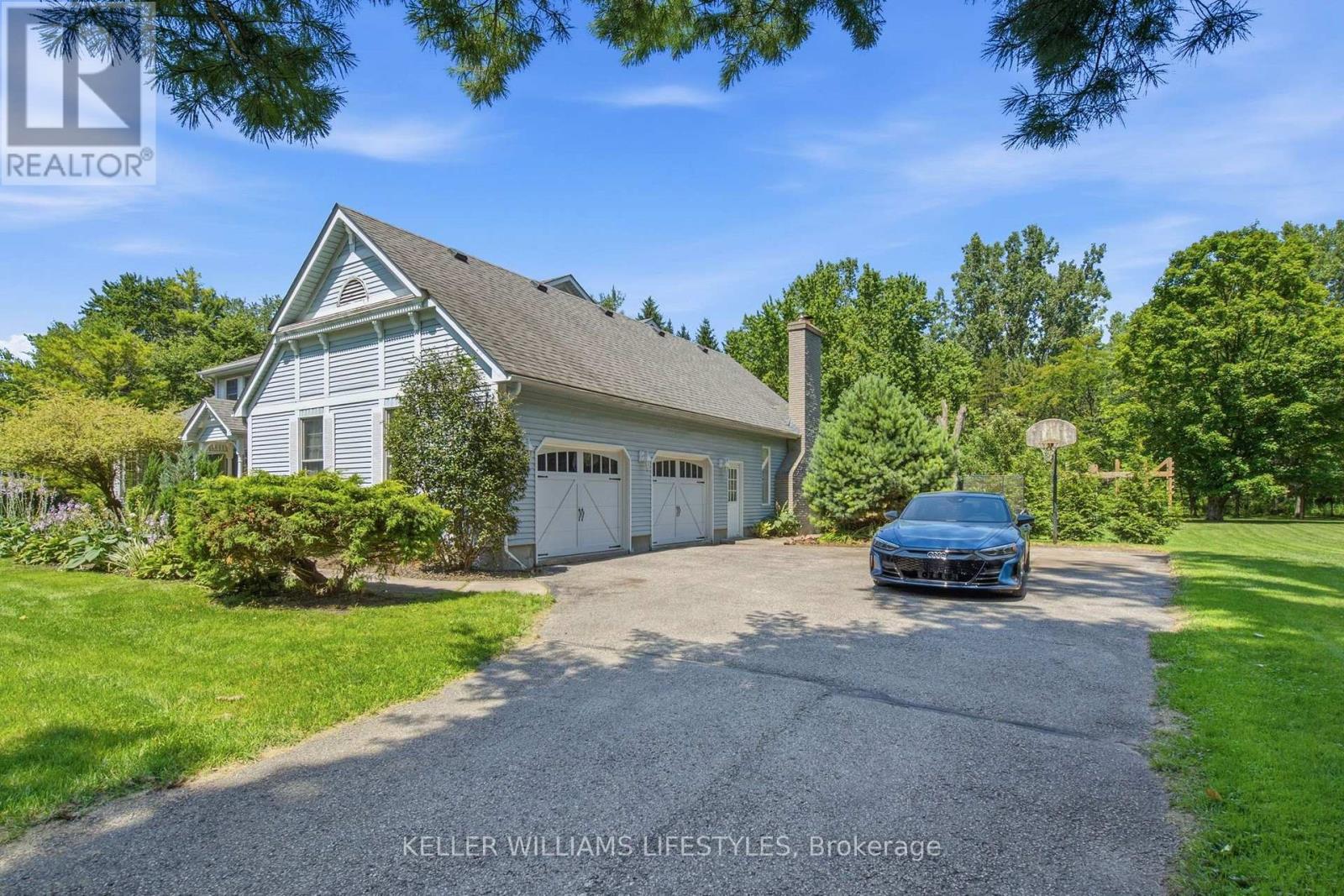 14 Lansdowne Park Crescent, Middlesex Centre, Ontario  N0L 1R0 - Photo 3 - X13651580