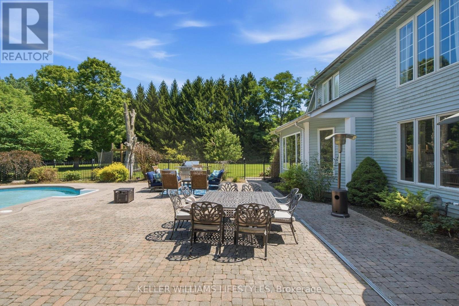 14 Lansdowne Park Crescent, Middlesex Centre, Ontario  N0L 1R0 - Photo 45 - X13651580