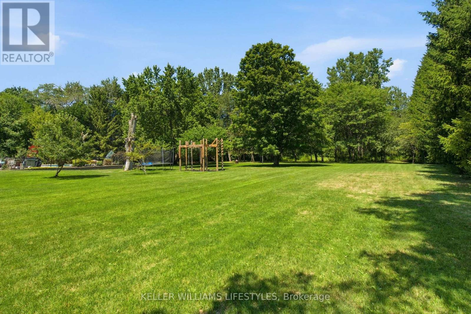 14 Lansdowne Park Crescent, Middlesex Centre, Ontario  N0L 1R0 - Photo 46 - X13651580