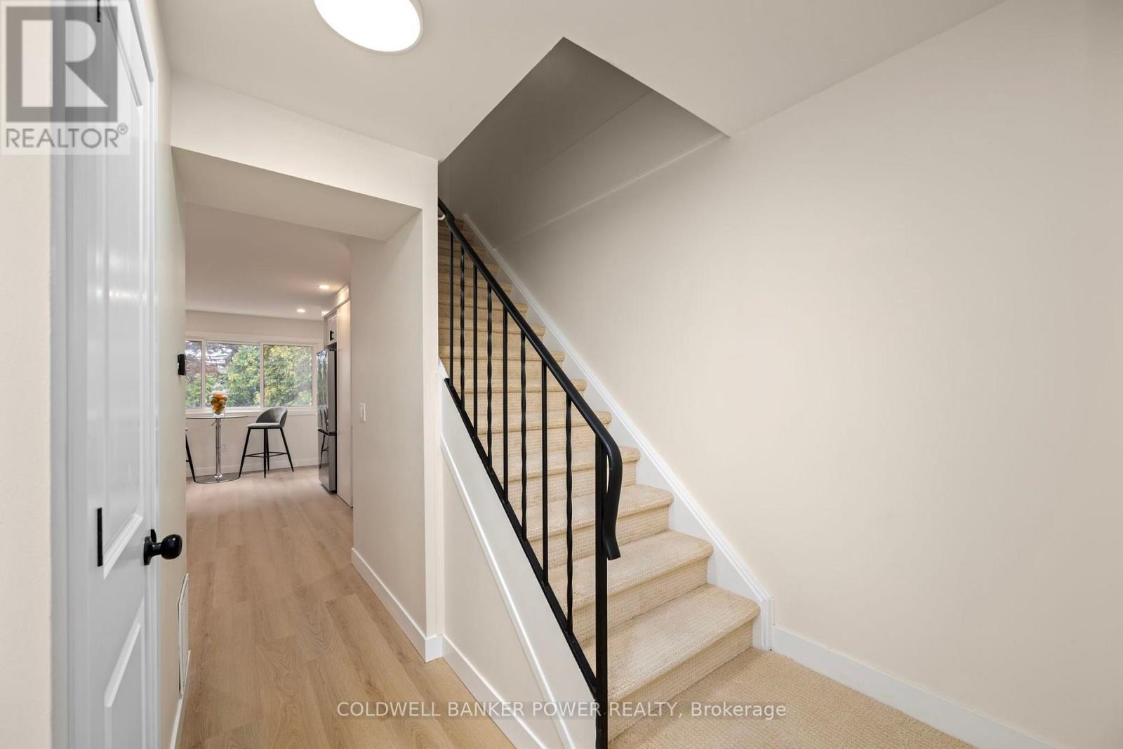727 Wilkins Street, London South, Ontario  N6C 4Z9 - Photo 11 - X13651748