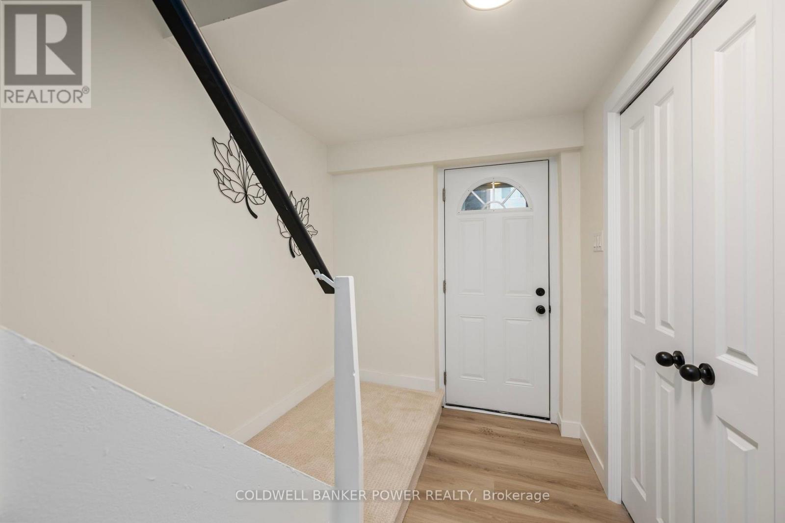 727 Wilkins Street, London South, Ontario  N6C 4Z9 - Photo 4 - X13651748