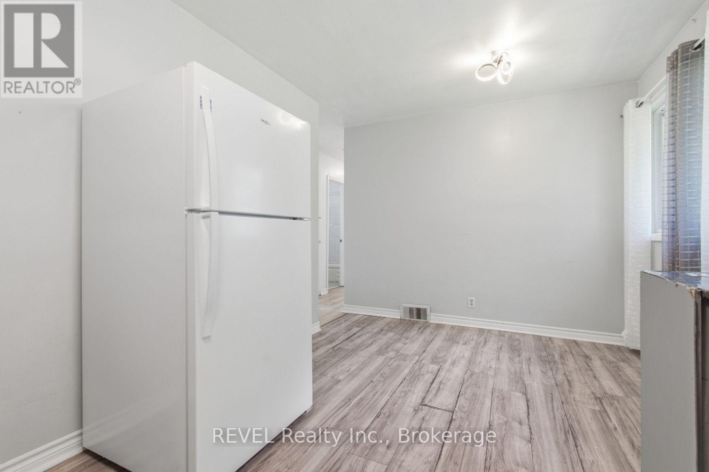 3664 Arlington Avenue, Niagara Falls, Ontario  L2J 2X2 - Photo 9 - X13644324