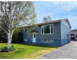 14 Lloyd Irwin ST, Marathon, Ontario
