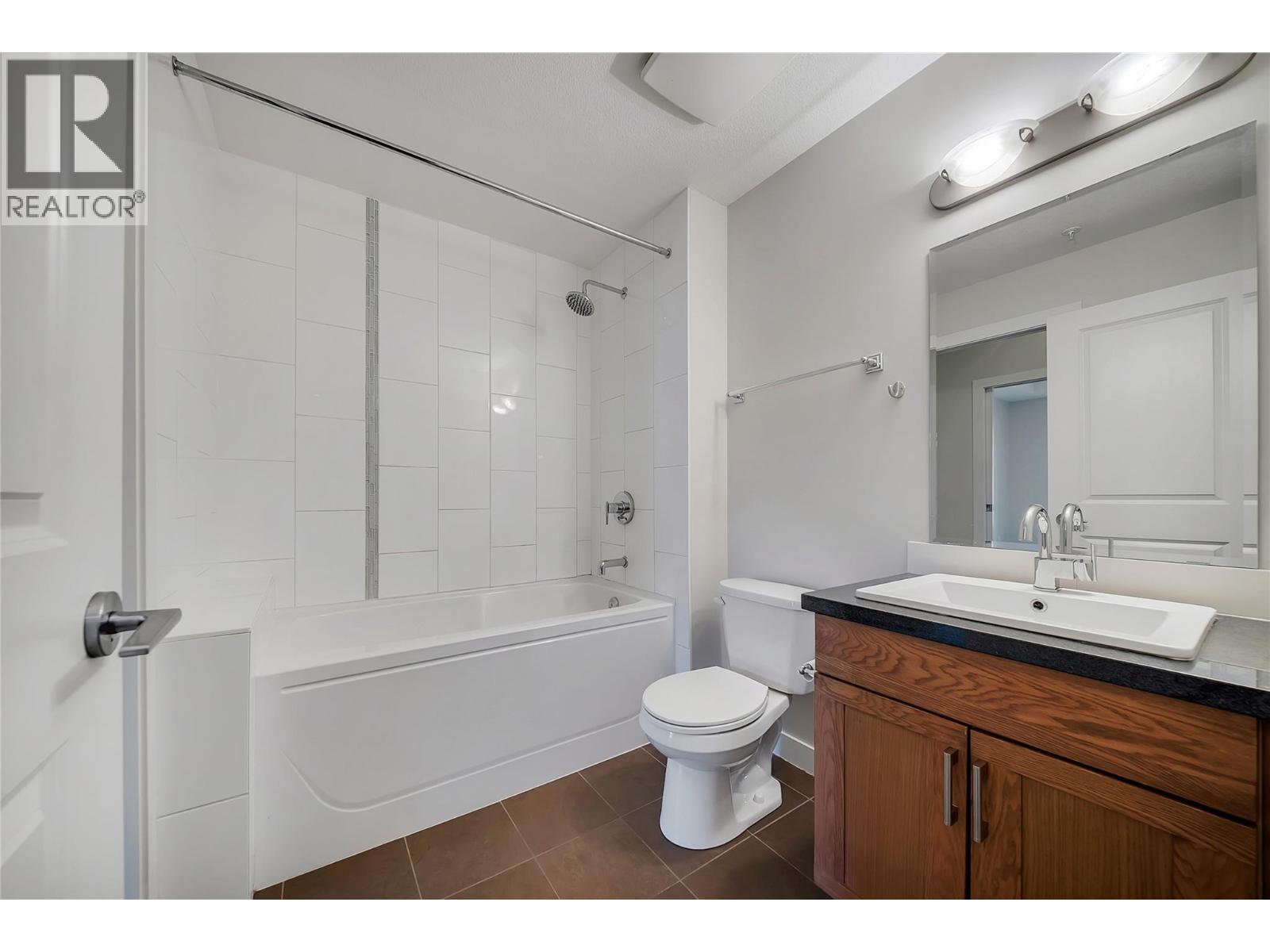 3220 Skyview Lane Unit# 302, West Kelowna, British Columbia  V4T 3J4 - Photo 12 - 10388506