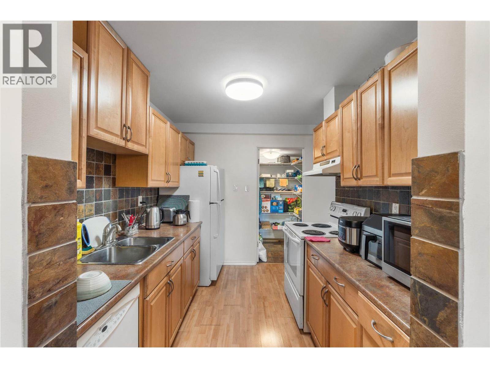 137 Mcgill Road Unit# 31, Kamloops, British Columbia  V2C 1L9 - Photo 12 - 10397119