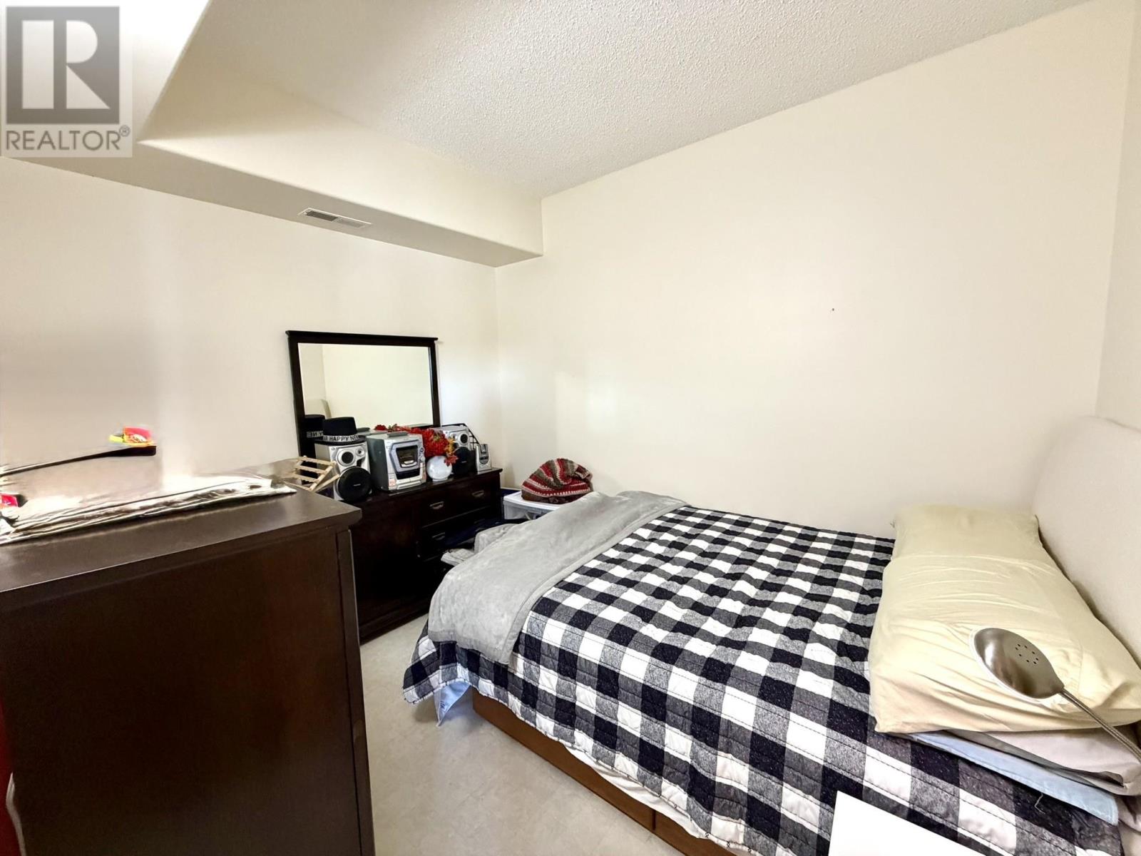 401 5 Bay Rd, Kenora, Ontario  P9N 3P3 - Photo 11 - TB2602286