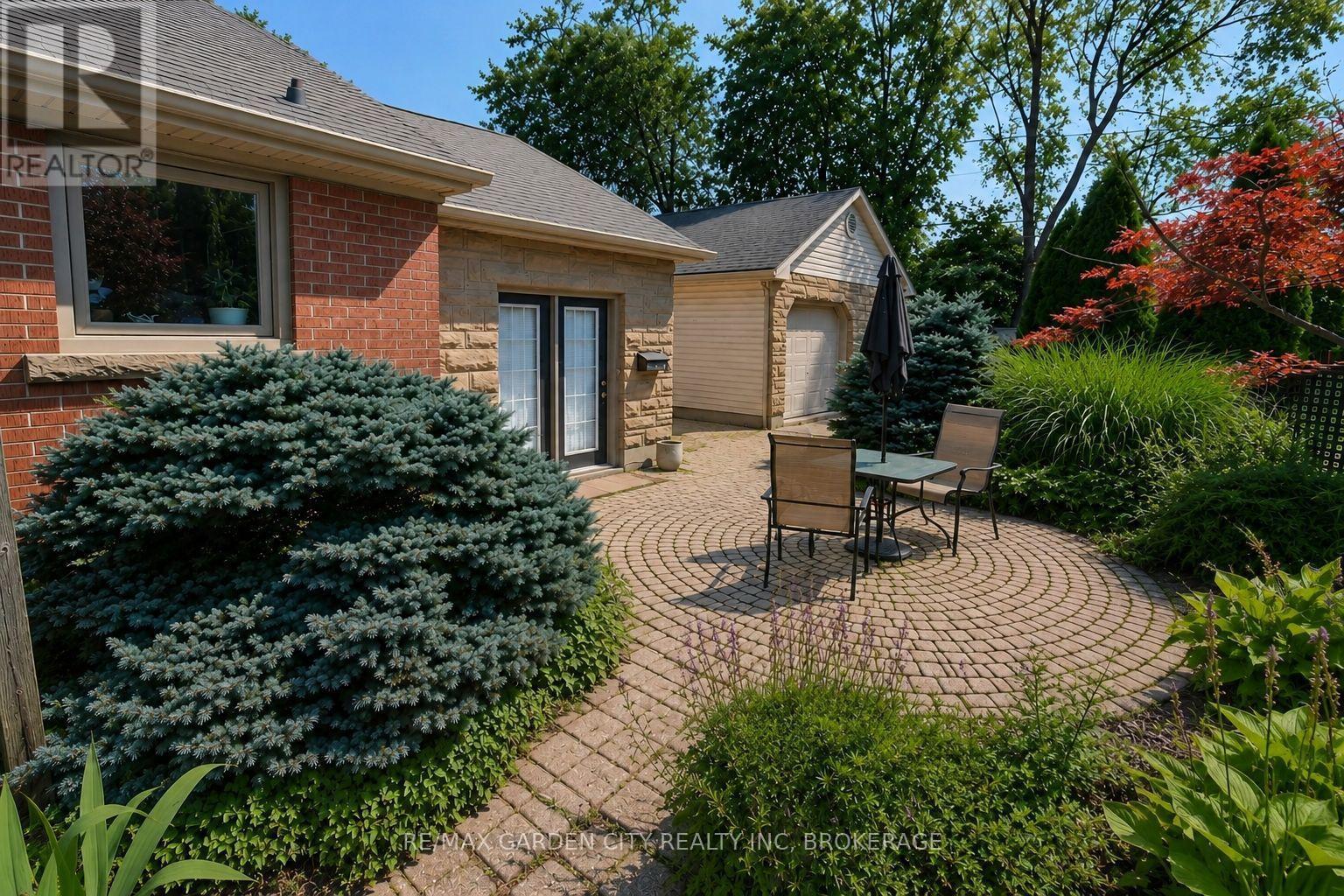 139 South Drive, St. Catharines, Ontario  L2R 4W1 - Photo 4 - X13651582