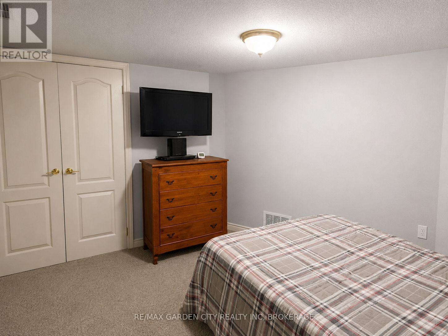 139 South Drive, St. Catharines, Ontario  L2R 4W1 - Photo 9 - X13651582